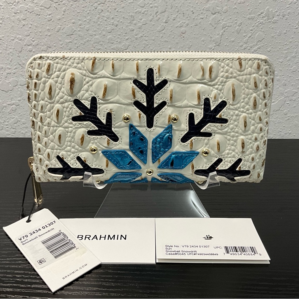 Brahmin Suri SNOWBALL SNOWDRIFT Leather Zip Around Wallet W/Snowflake